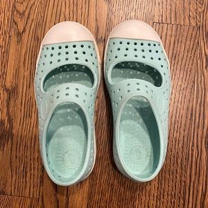 Native juniper sea green color sz c10 VGUC